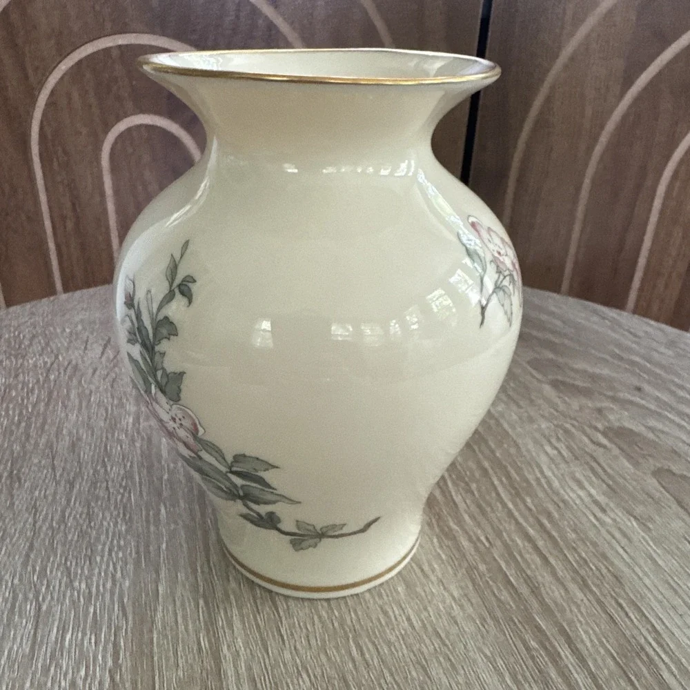 Lenox Vase 